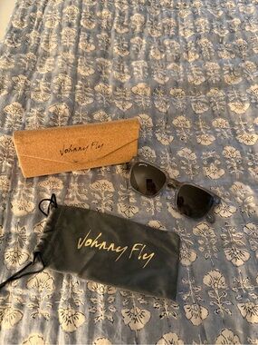 Women's Black Sunglasses